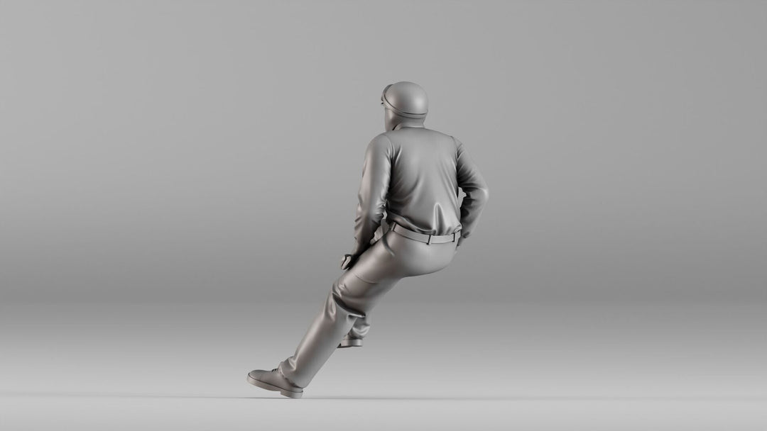 MM1351 Vintage Racing Driver Seated
