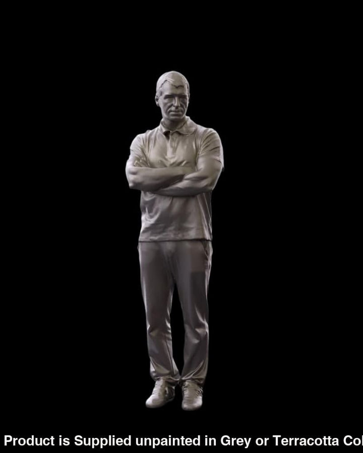 S3Ds0096 Male Arms Folded Figure