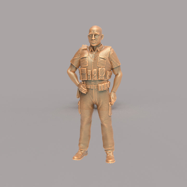 MM016 Male Police Officer