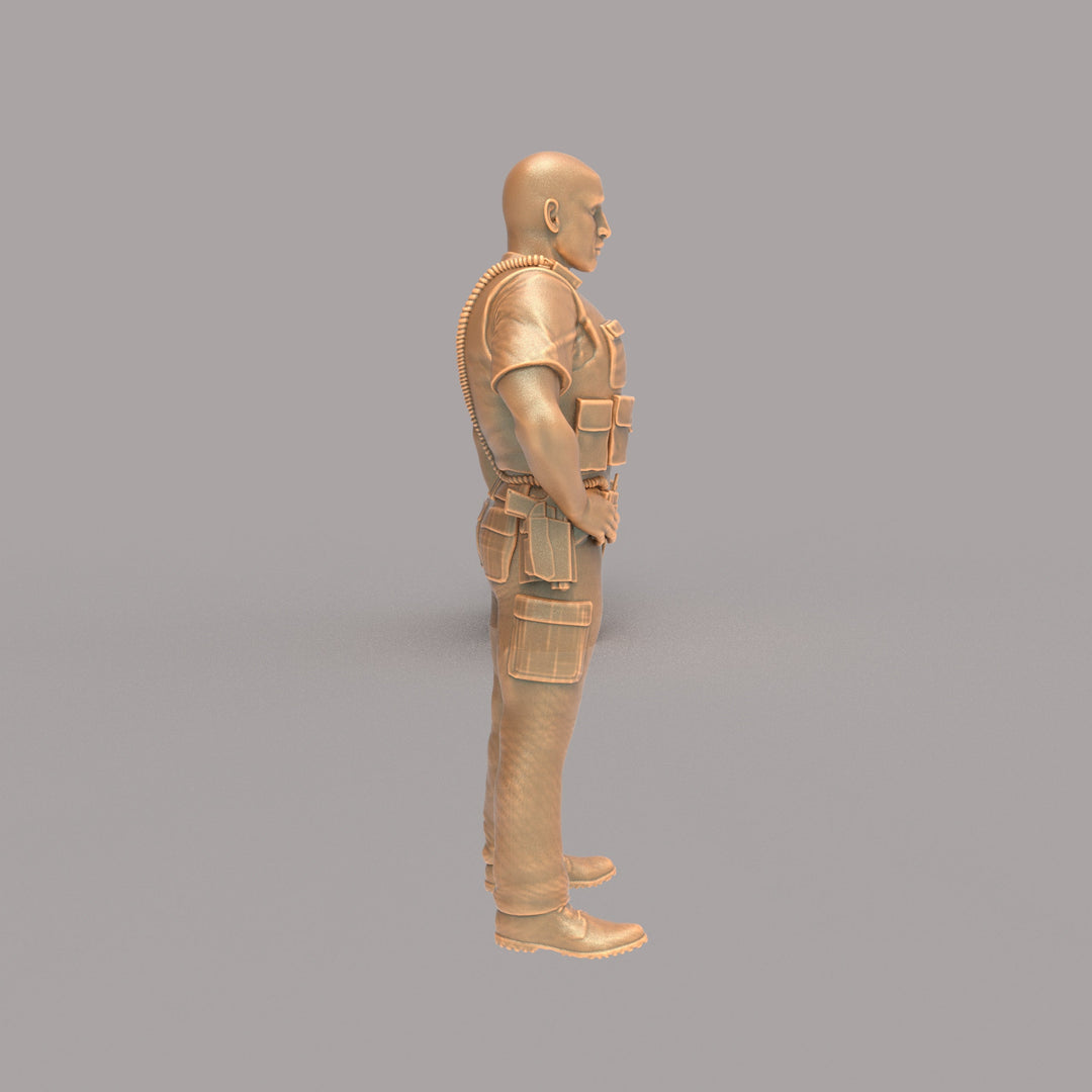 MM016 Male Police Officer