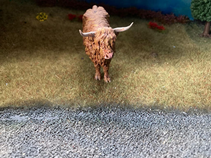 ADM1502 Highland Cow Walking x 1 Animal