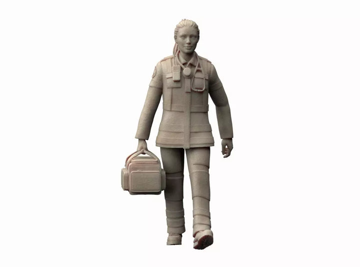 MM1308 Ambulance Female with Bag