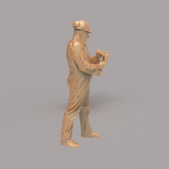 MM2106 Maintenance Worker Standing Disk Grinder Figure