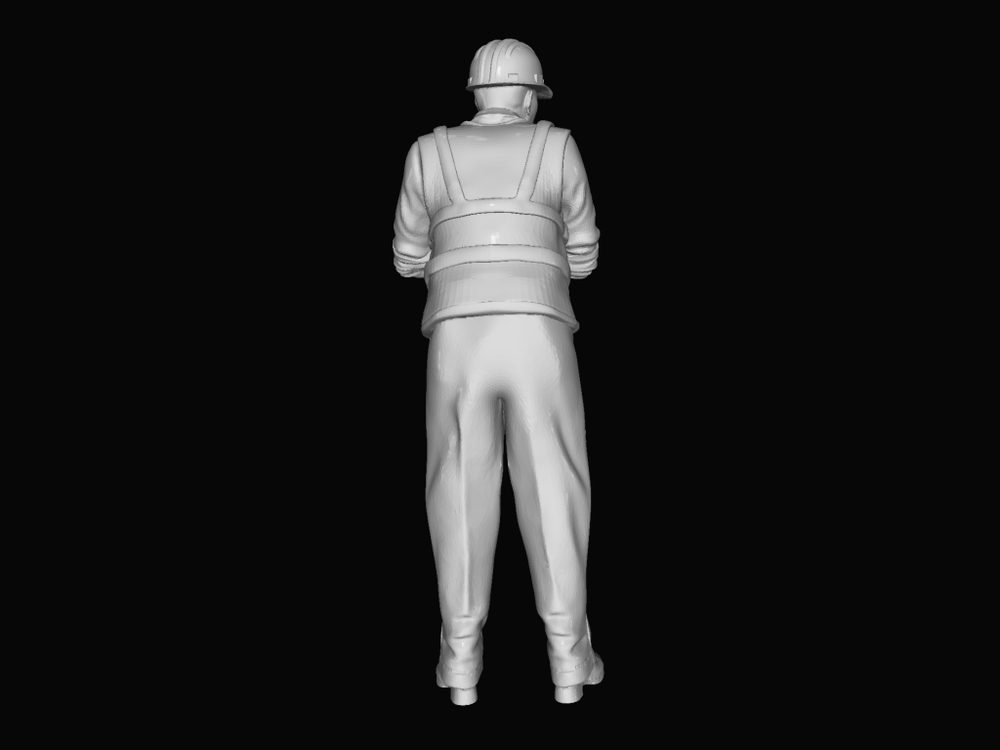 MM412 Builder leaning arms crossed Figure