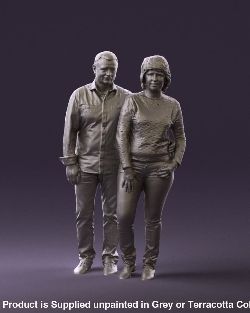 Mm862 Couple Poseing For Picture Figure