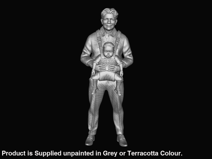Mm882 Father And Carrying Baby Figure