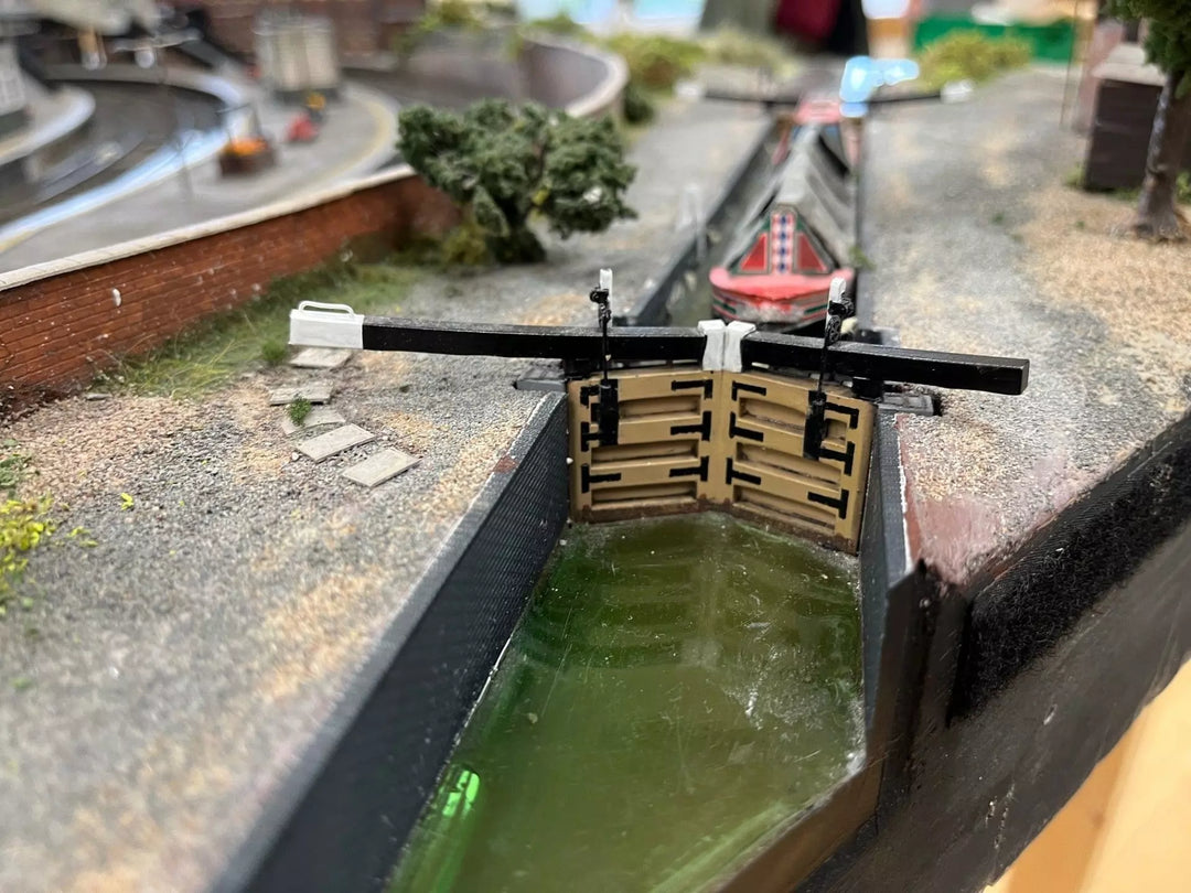 PJD031C Model Railway Canal Lock Gate C
